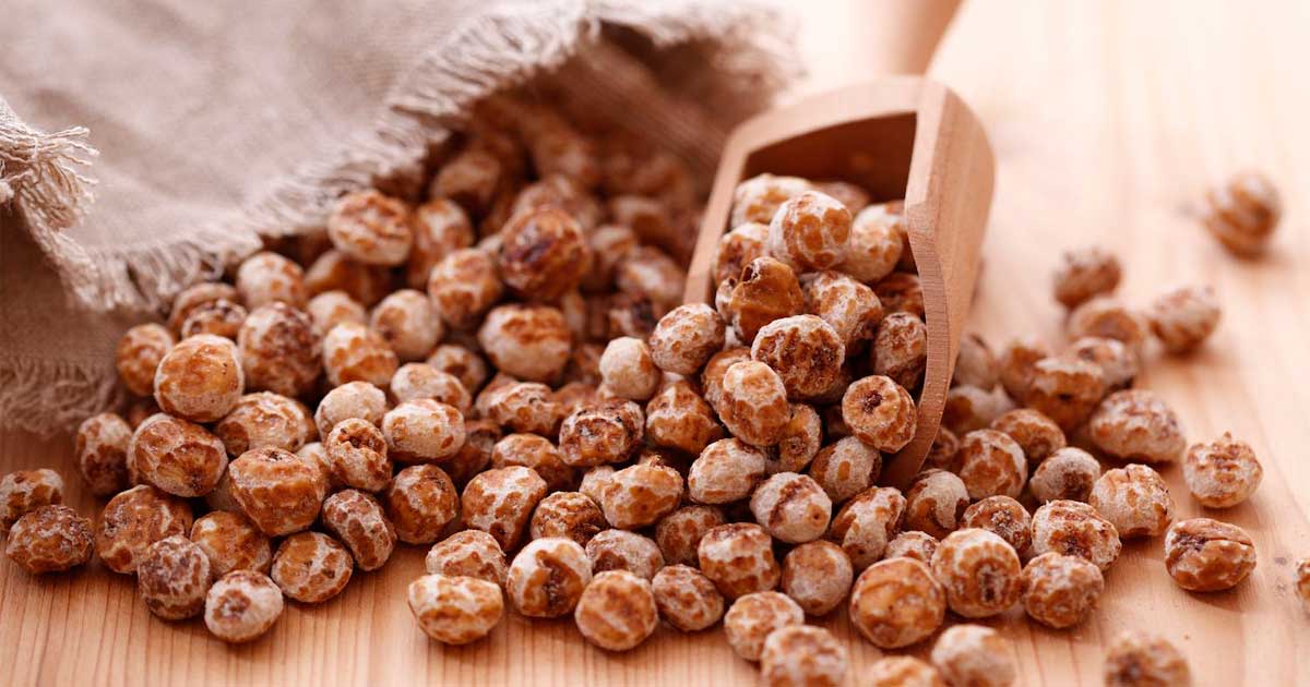 A földimandula, más néven chufa, sárga dió vagy tigrismogyoró